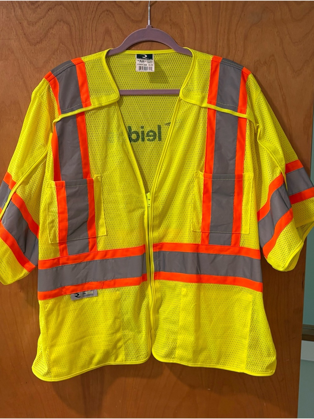 XL/2XL Radians Men’s Type R, Class 3 High visibility reflective safety vest.
